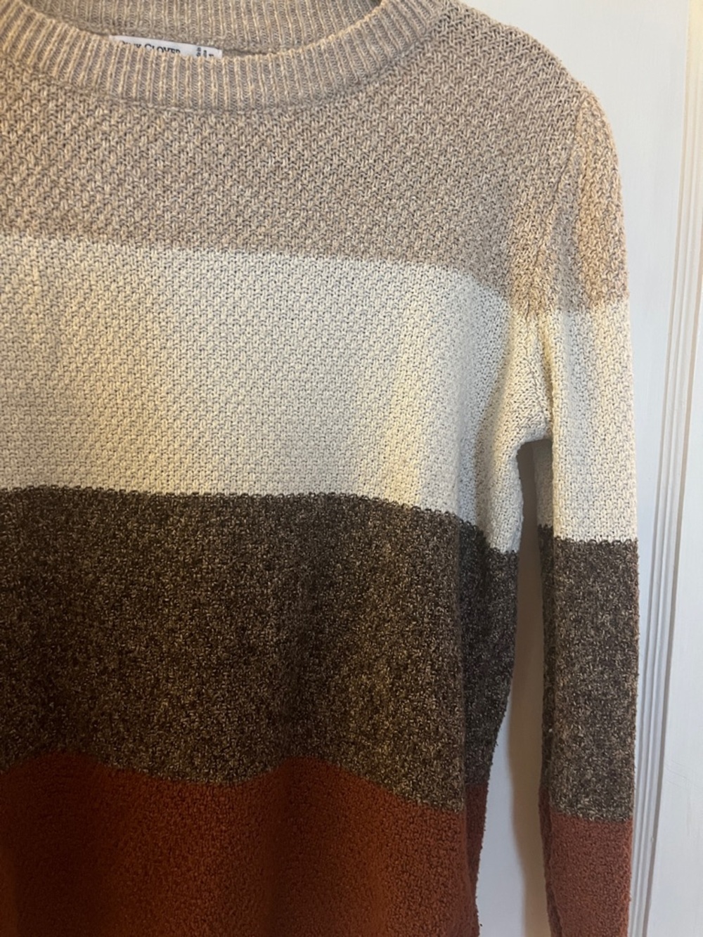 Striped Pink Clover Knit Sweater - Women’s M - Picture 3 of 4
